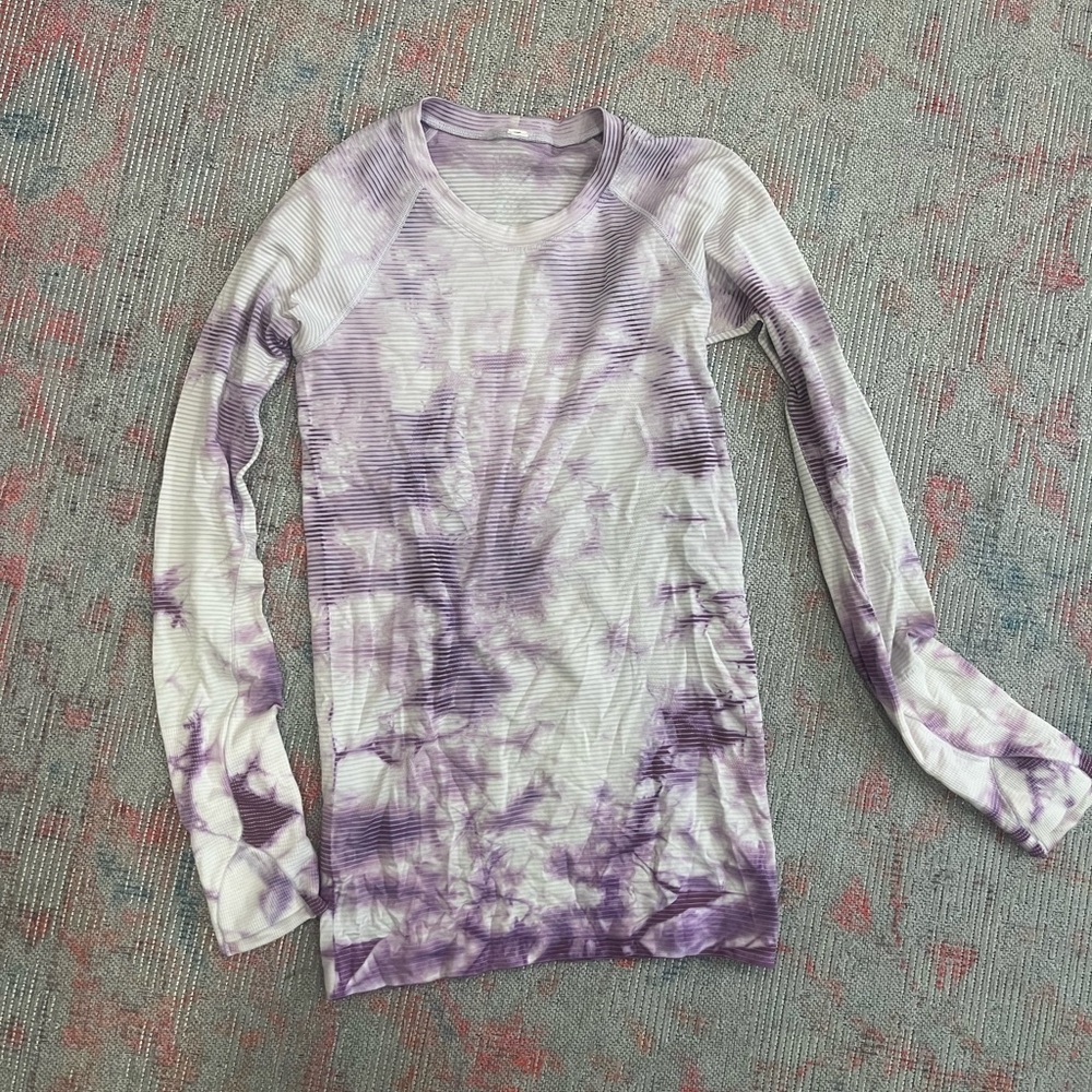 Lulu swiftly top